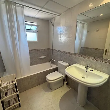 Apartment La Fontana D-2 Piso-serviden